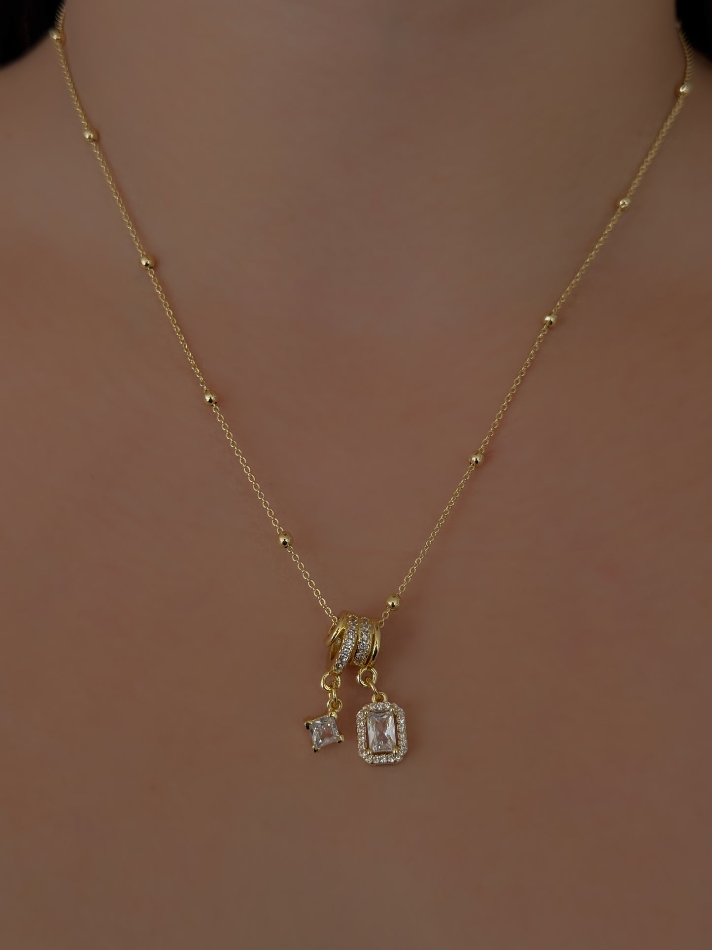 COLLAR DUQUESA