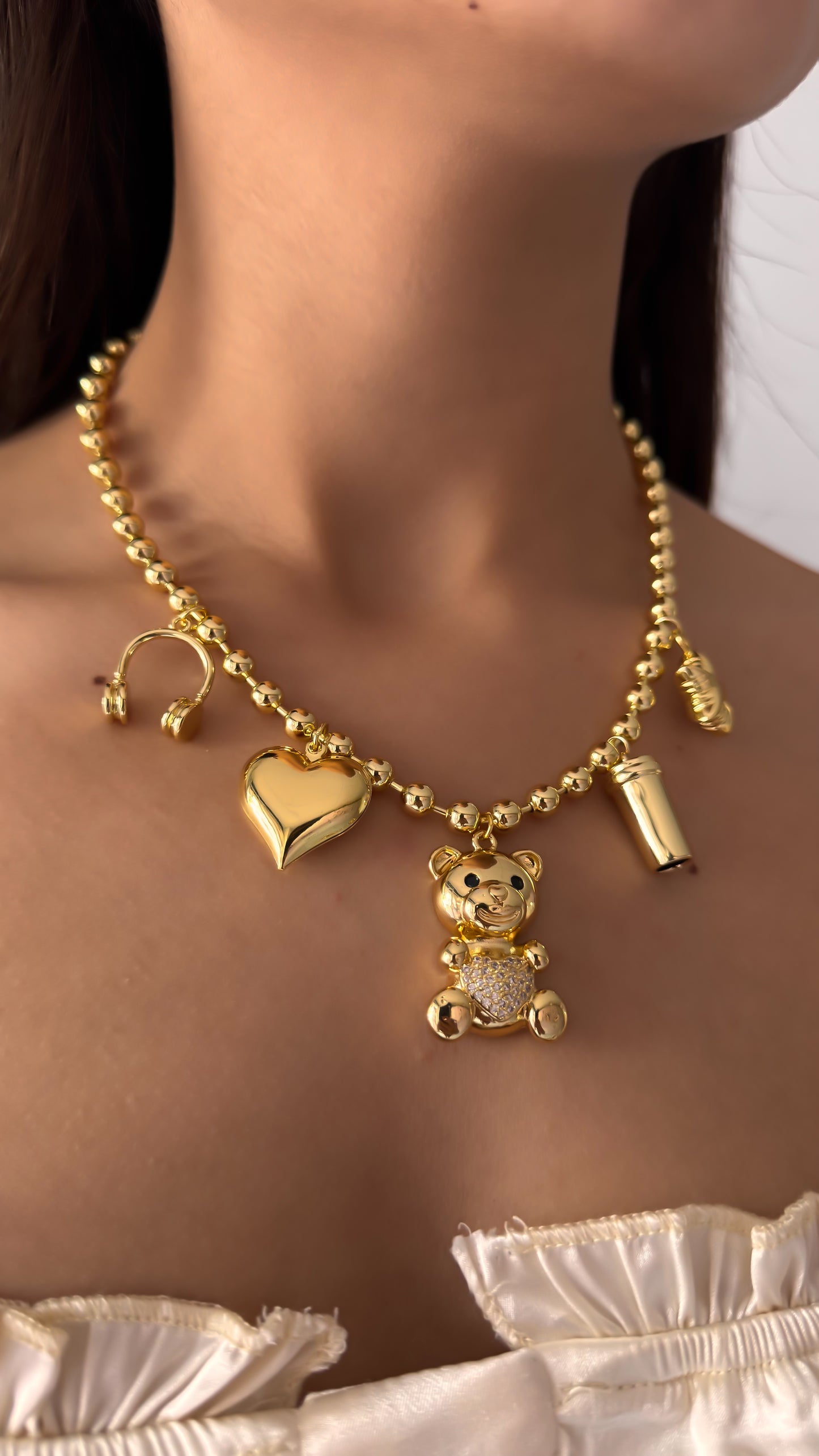 COLLAR BÁRBARA