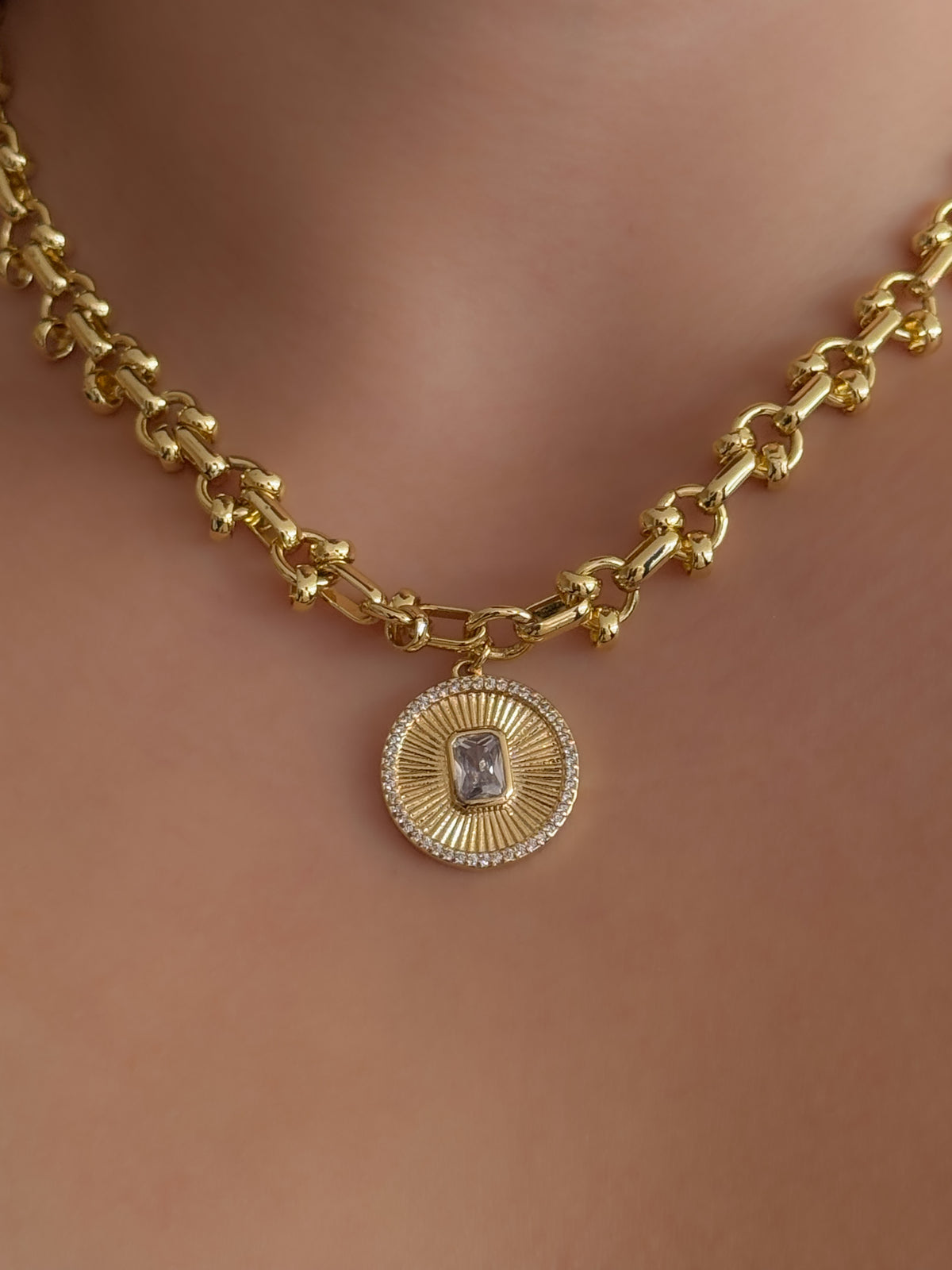COLLAR BIANCA