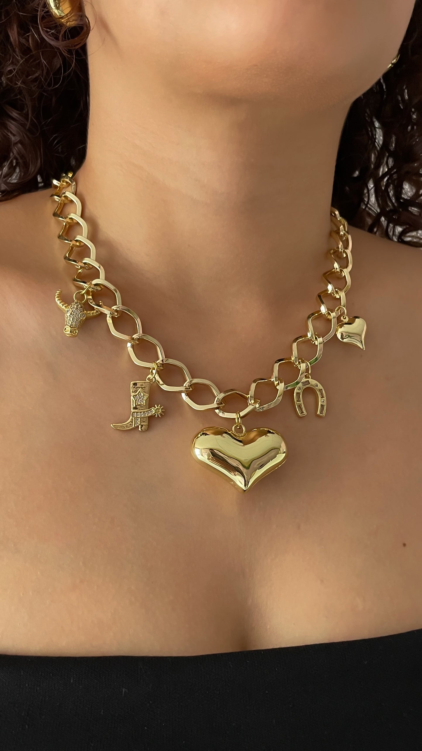 Collar sureña