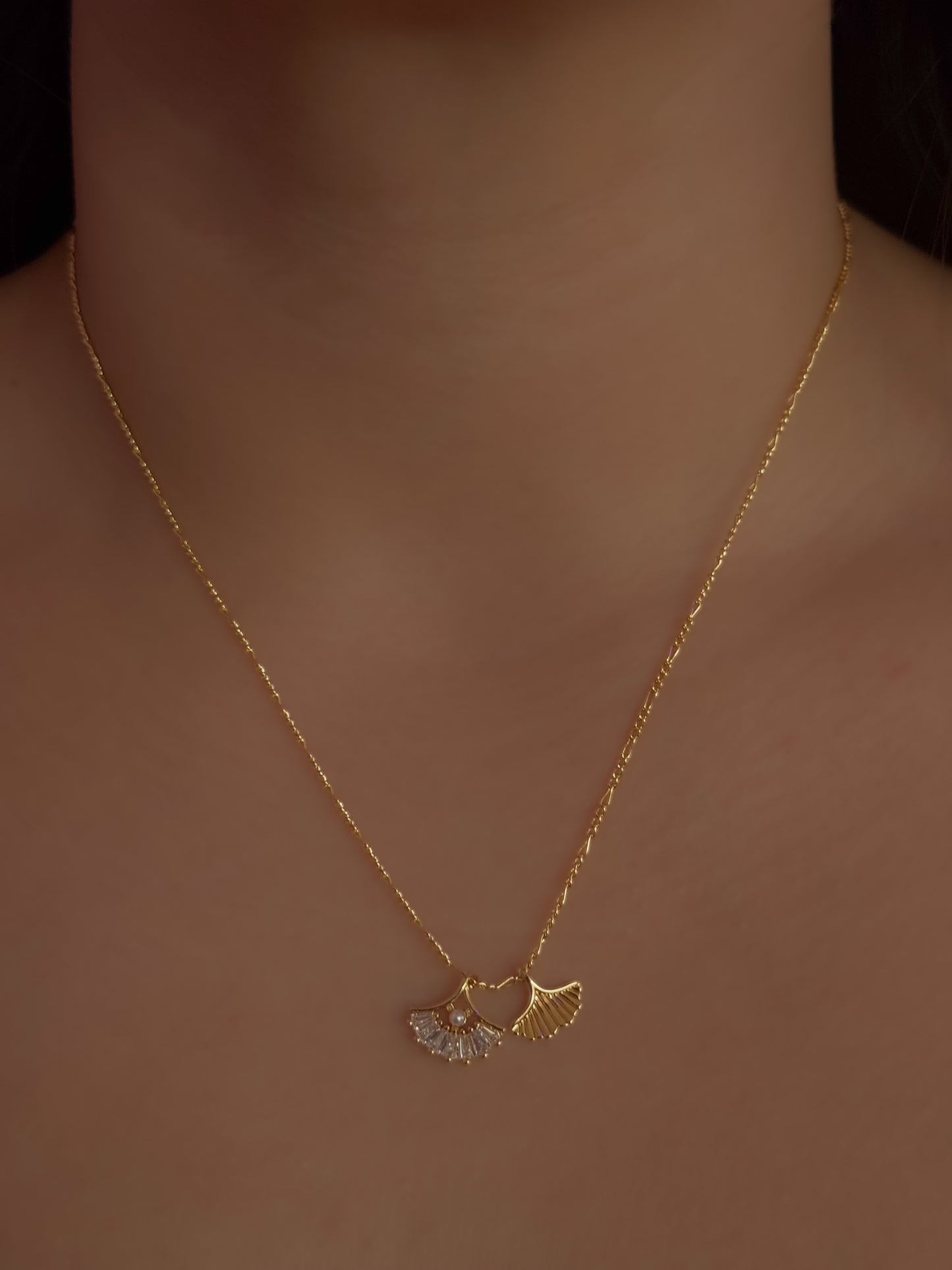 COLLAR ABANICO