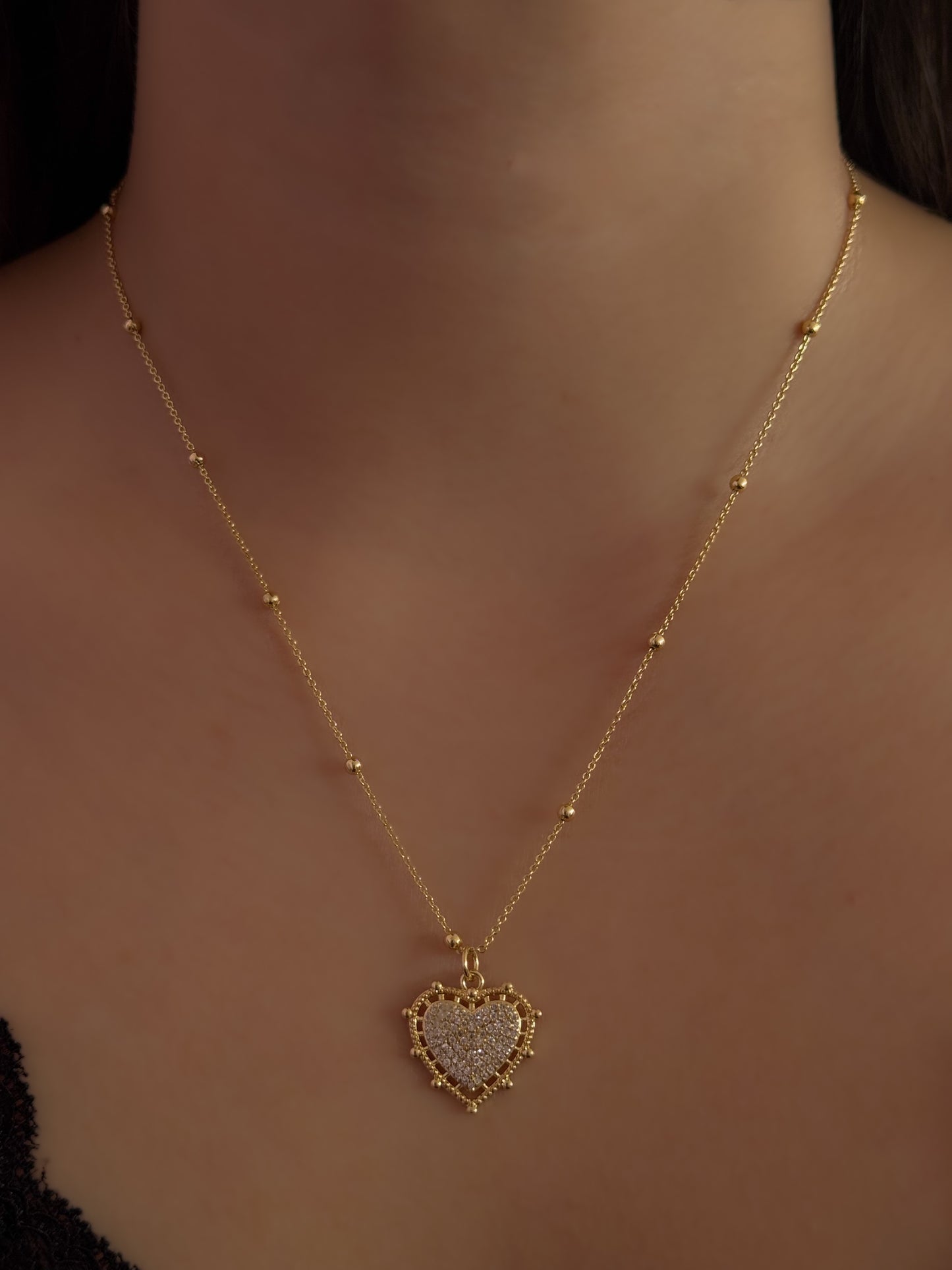 COLLAR LOVE