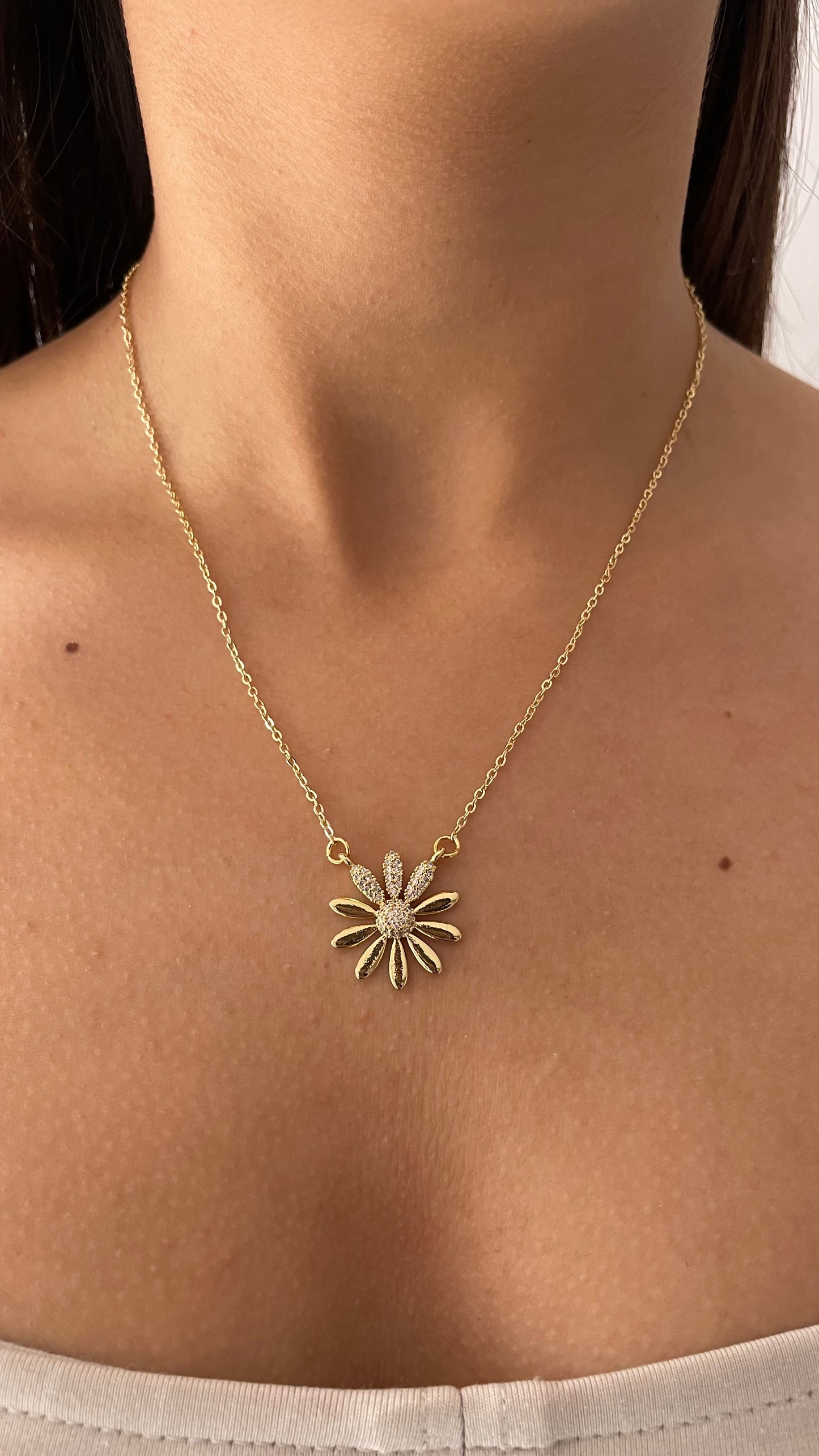 COLLAR LAYLA DORADO
