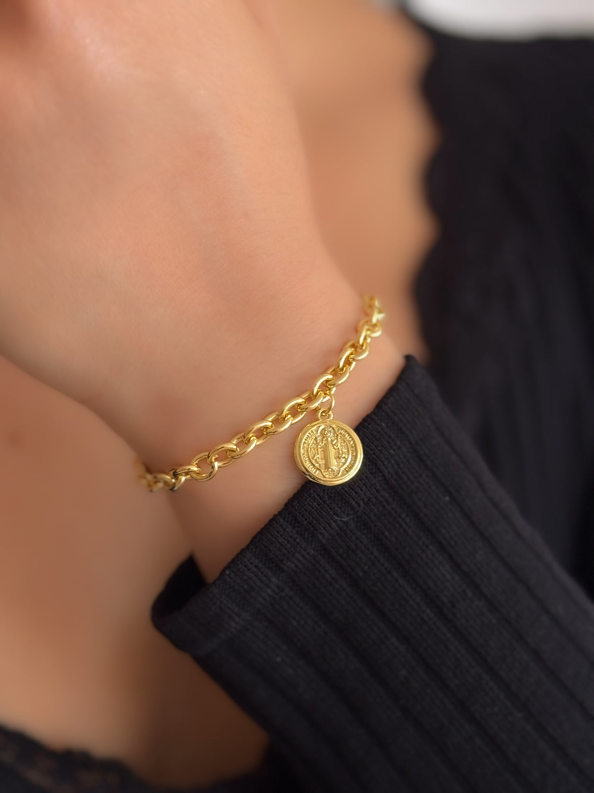 PULSERA FE