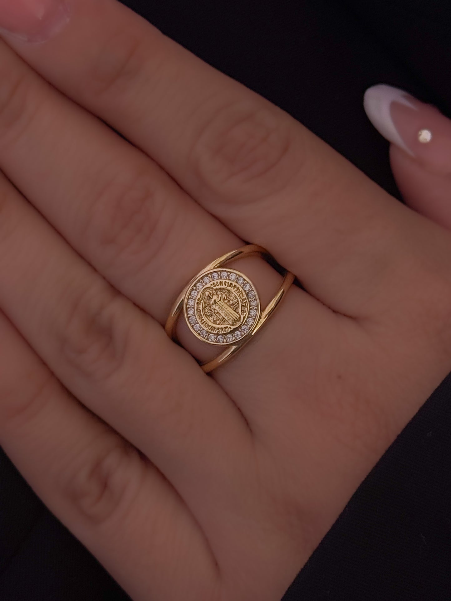 ANILLO DEVOTO