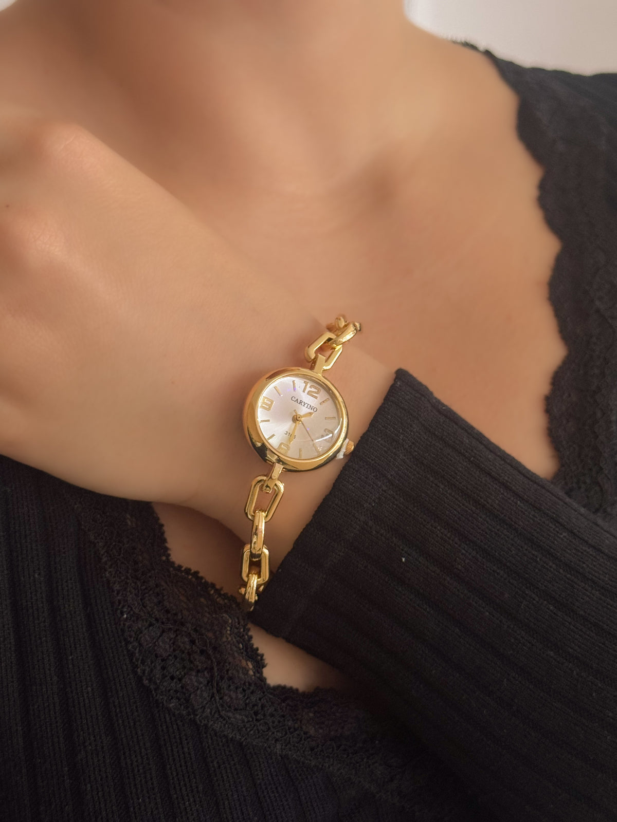RELOJ DAFNE