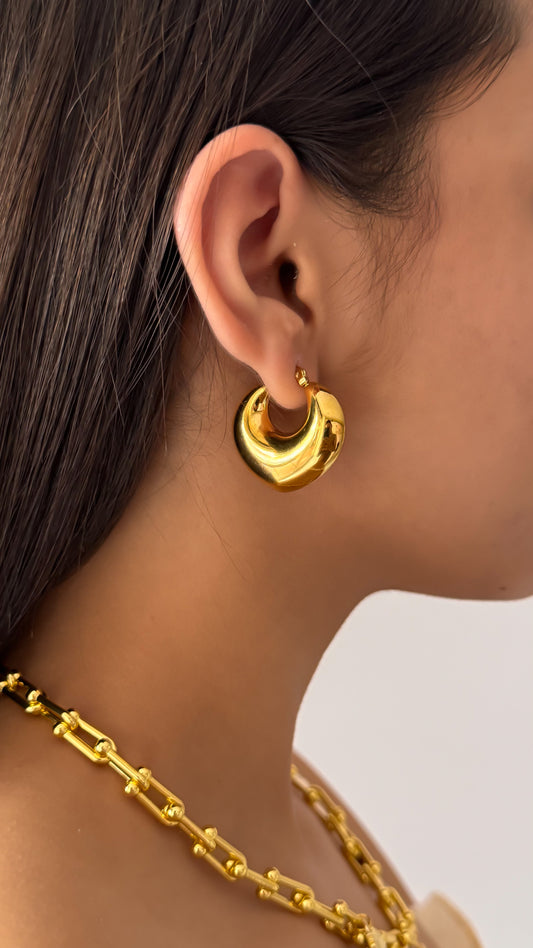 ARETES SIMONA