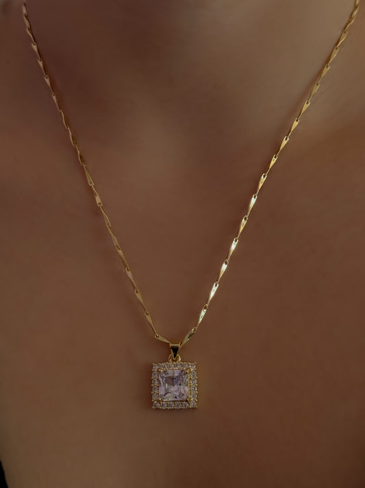 COLLAR SQUARE