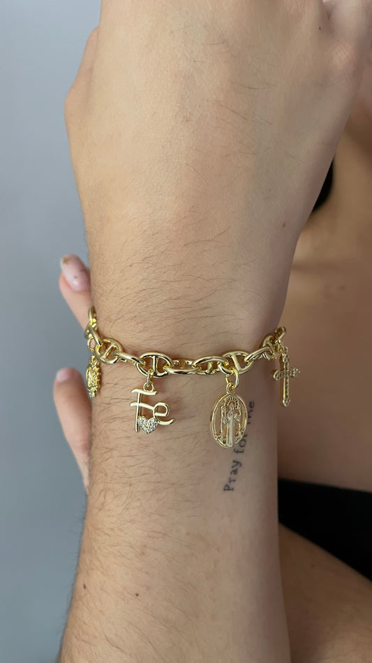PULSERA FE