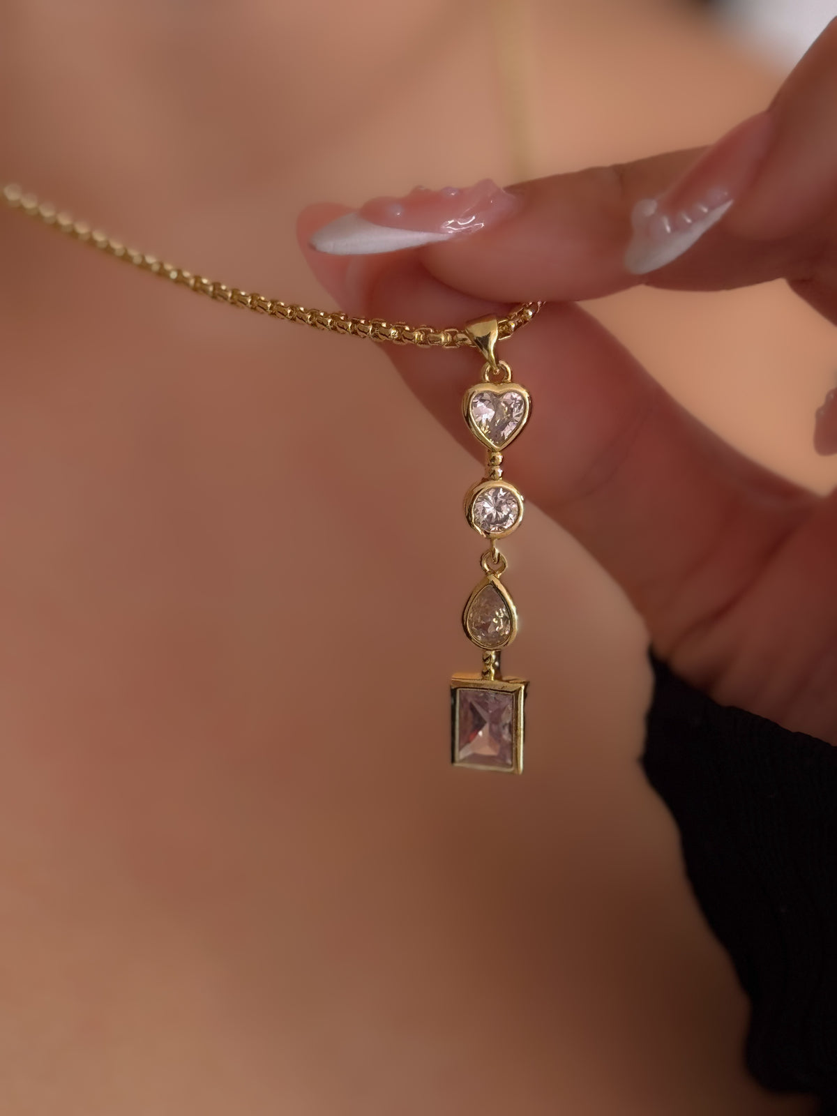 COLLAR AUBREY