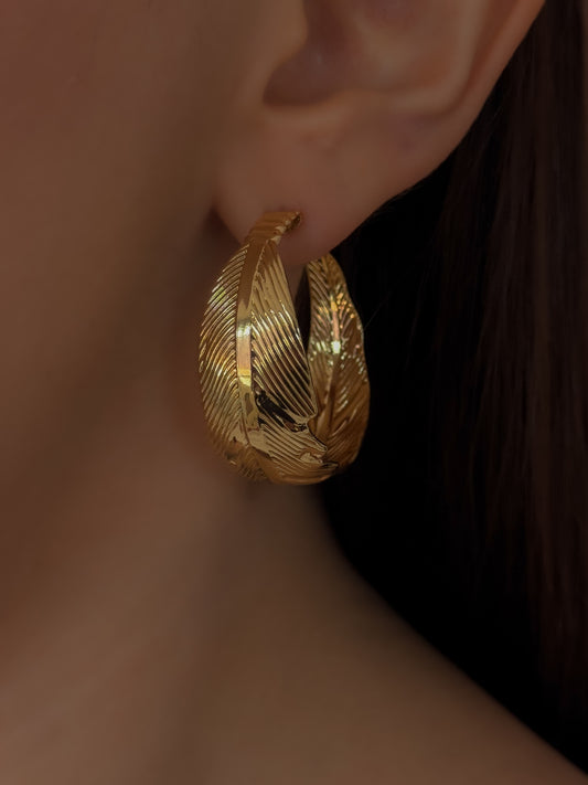 ARETE FEATHER