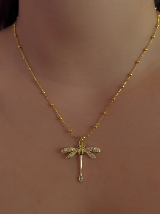 COLLAR FLY