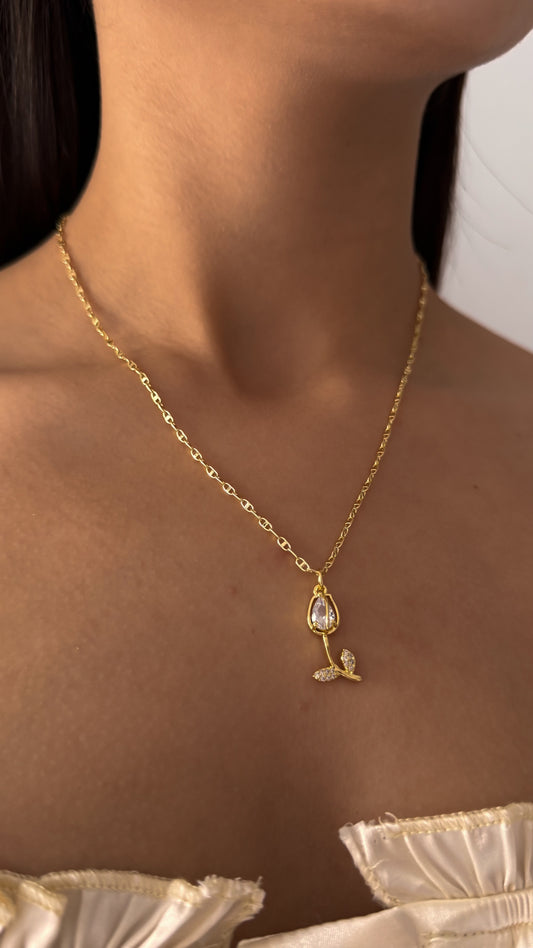 COLLAR VALENTINA