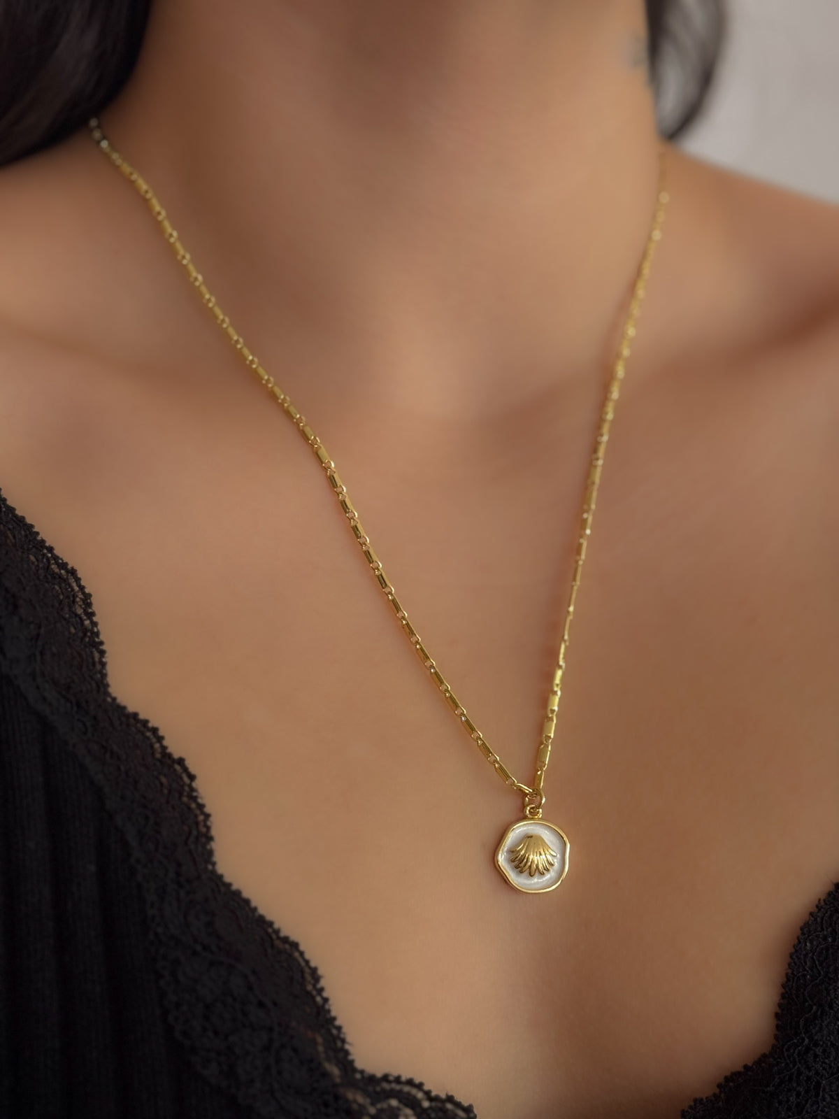 COLLAR CORAL